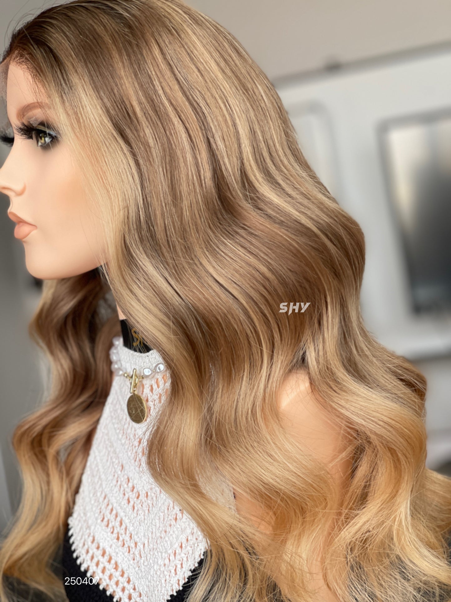 Dark Root Honey Blonde Ombre Middle-Part Body Wave Human Hair Lace Front Glueless Medical Wig, product view 7