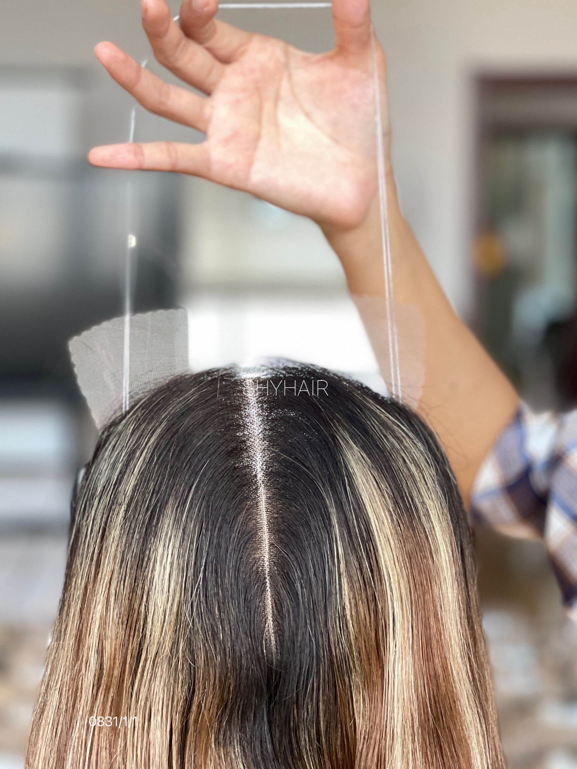 Highlighted Chestnut Brown Wavy Human Hair Mini Wig - color, texture, blending, or base detail