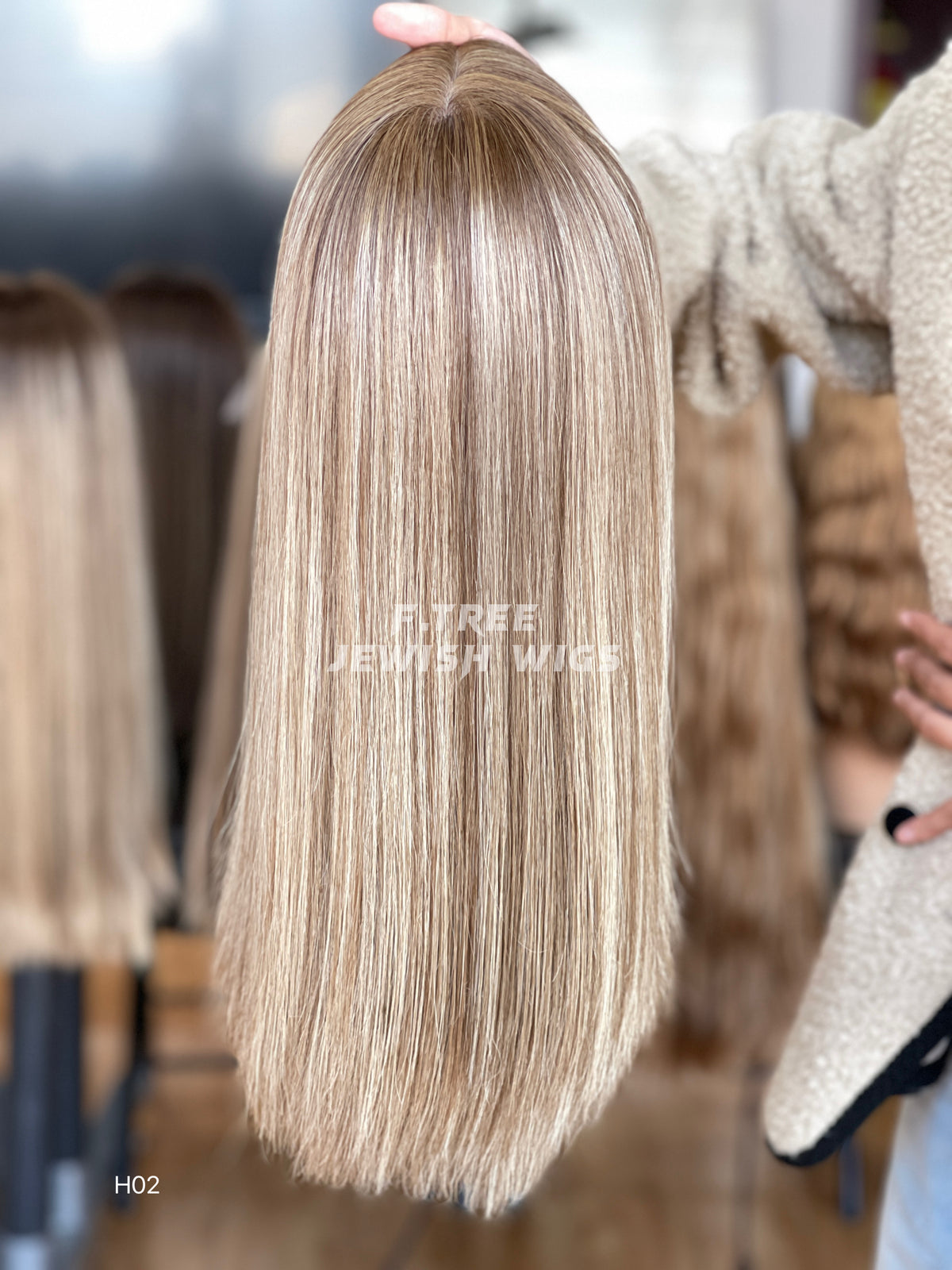 Cool ash blonde straight human hair sheitel wig, crown detail