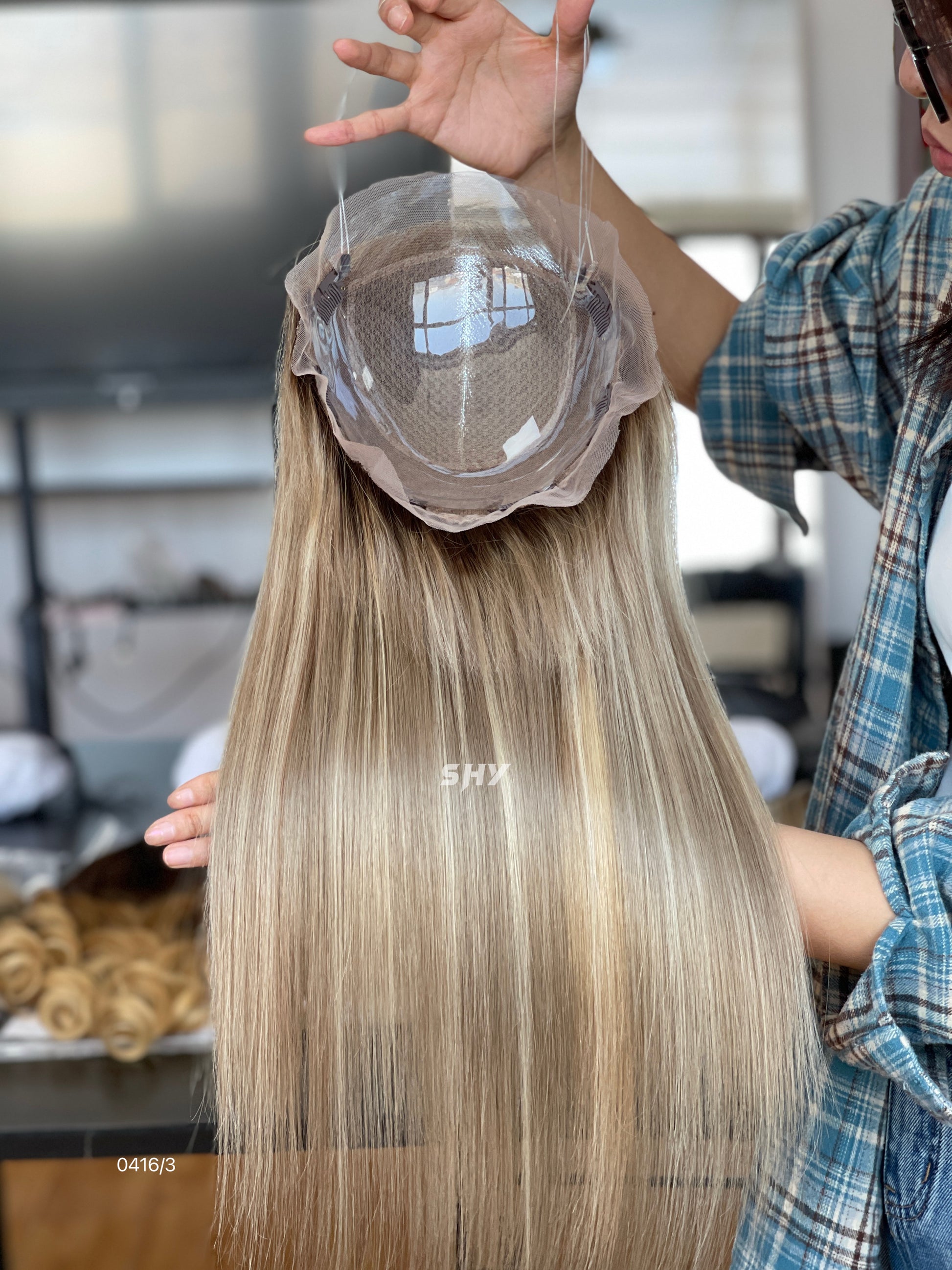 Dark-Root Beige Blonde Straight Human Hair Mini Wig - color, texture, blending, or base detail
