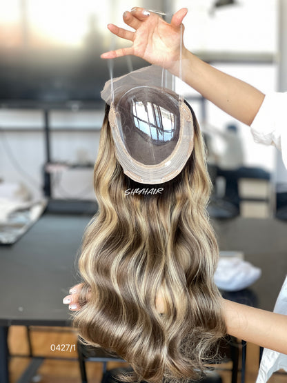 Dark-Root Ash Beige Blonde Wavy Human Hair Mini Wig - color, texture, blending, or base detail