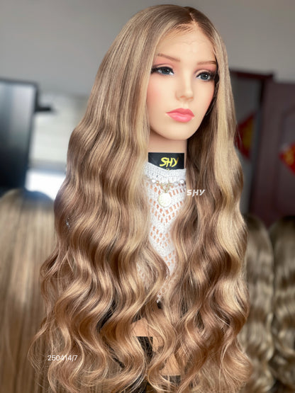 HD 13x5 Rose Gold Beige Blonde Body Wave Human Hair Patchwork Lace Wig product view 2