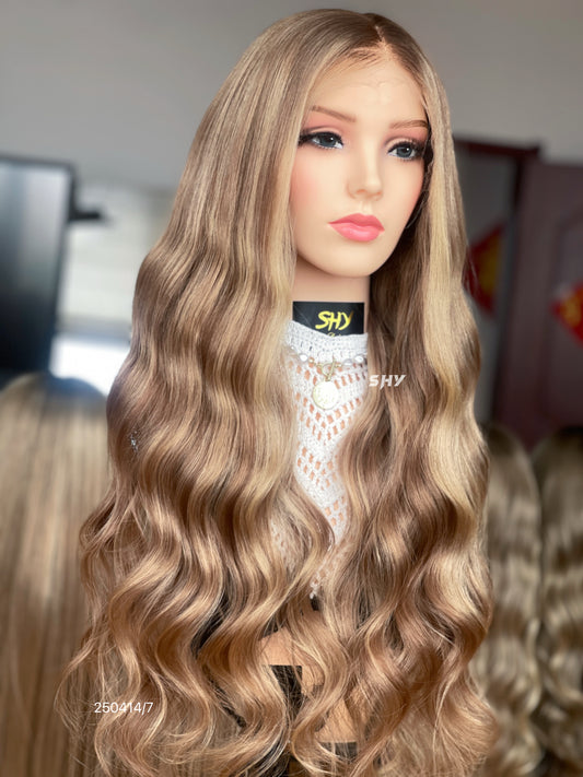 HD 13x5 Rose Gold Beige Blonde Body Wave Human Hair Patchwork Lace Wig product view 2 — alternate view