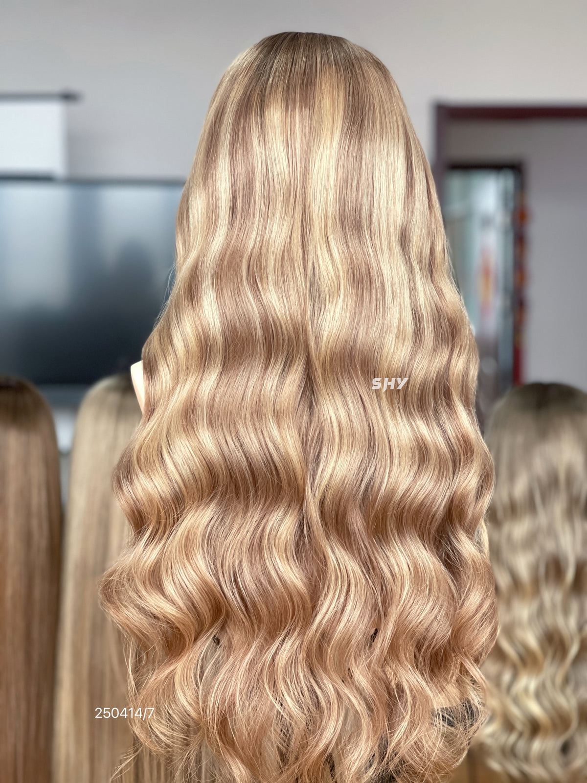 HD 13x5 Rose Gold Beige Blonde Body Wave Human Hair Patchwork Lace Wig product view 7